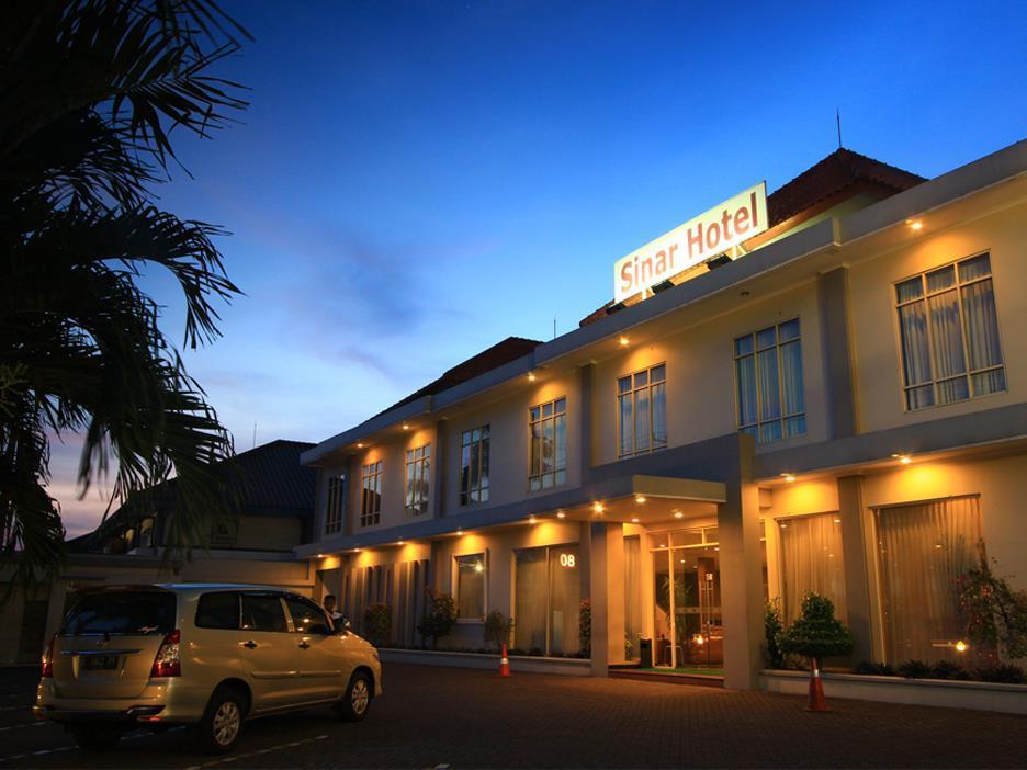 Hotel Sinar 1 Sedati Exterior foto